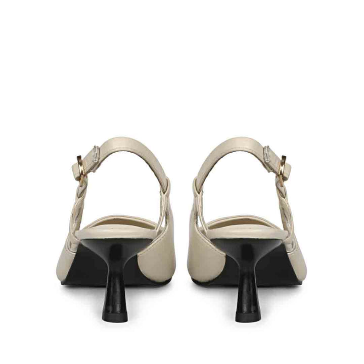 Saint Josie Offwhite Leather Pumps