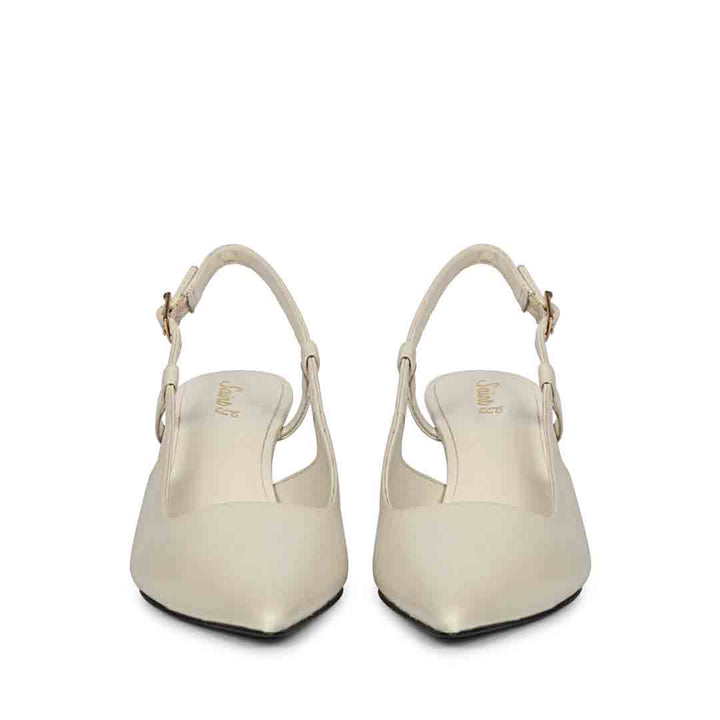 Saint Josie Offwhite Leather Pumps