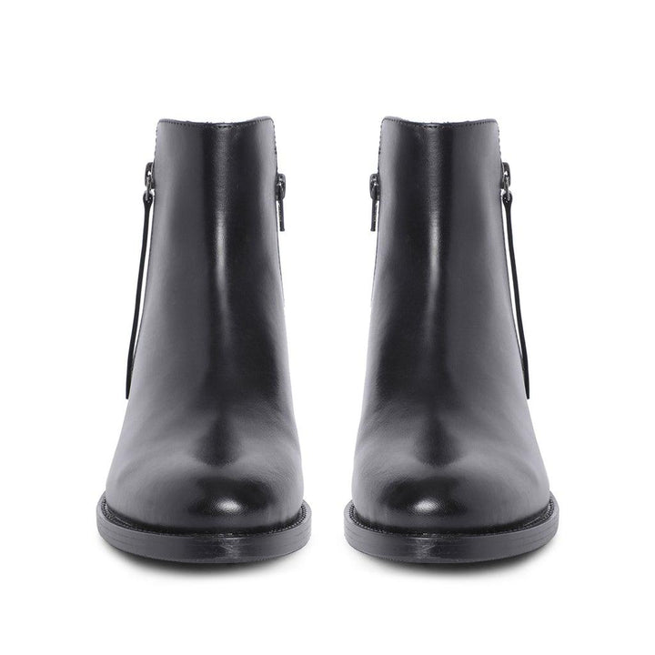 Saint Imelda Black Leather Handcrafted Side Zippers Ankle Boots