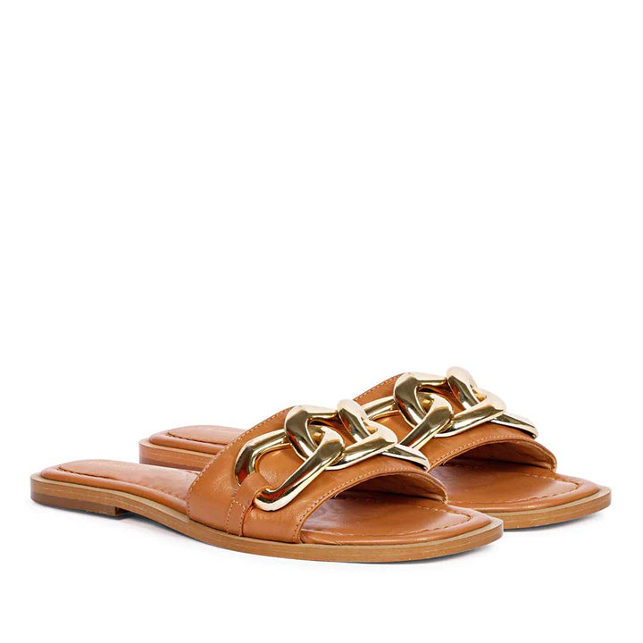 Saint Alexa Inter linked Gold Trim Cuoio Slip On