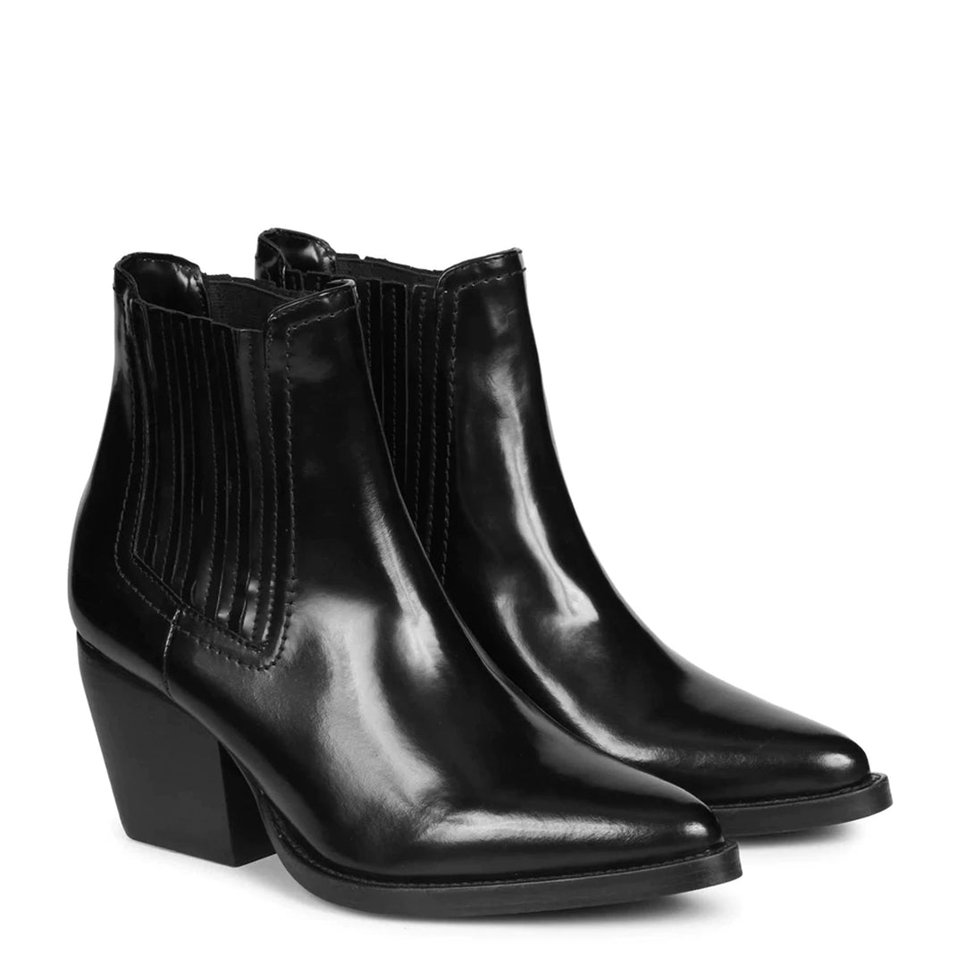 Saint Eleanor Black Patent Leather Chelsea Boots