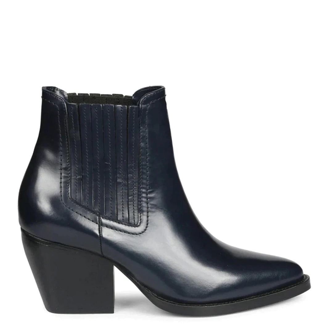 Saint Helena Blue Shiny Patent Leather Chelsea Boots