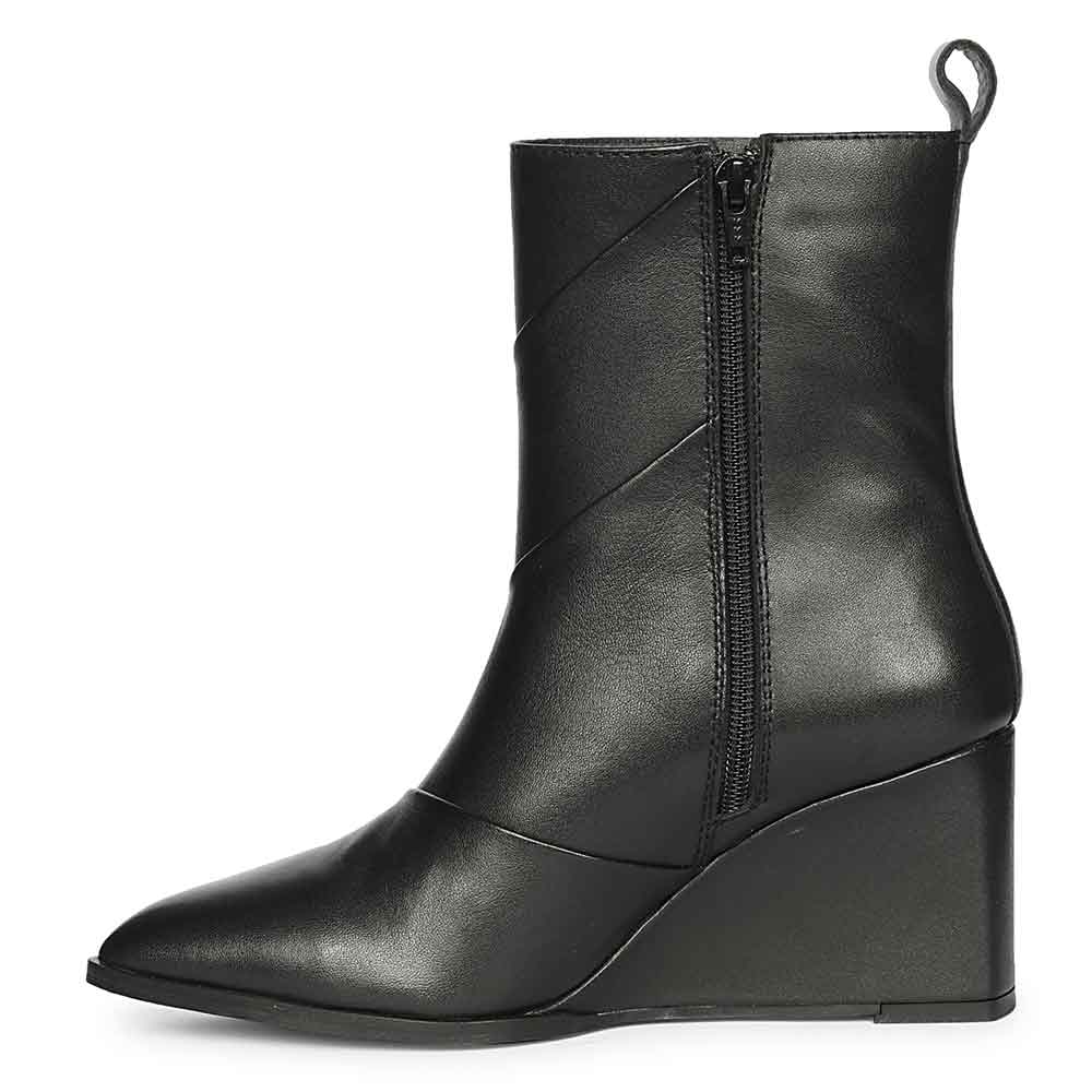 Saint Novara Folded Black Leather Wedge Ankle Boots
