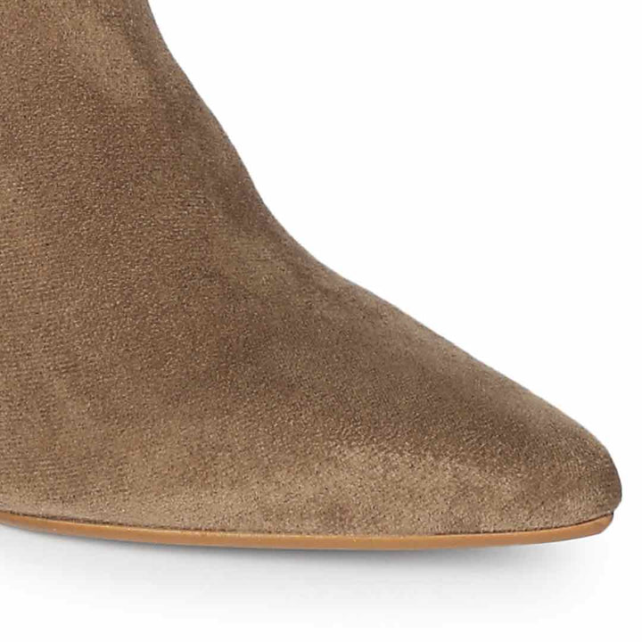 Brown suede ankle boot 