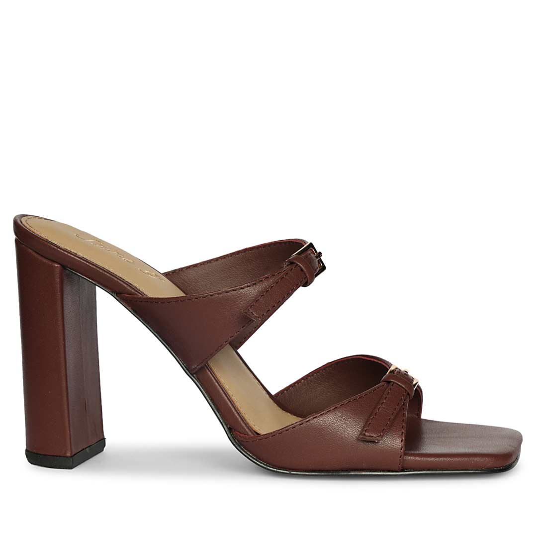 Saint Mallory Buckle Port Royale Leather Heels