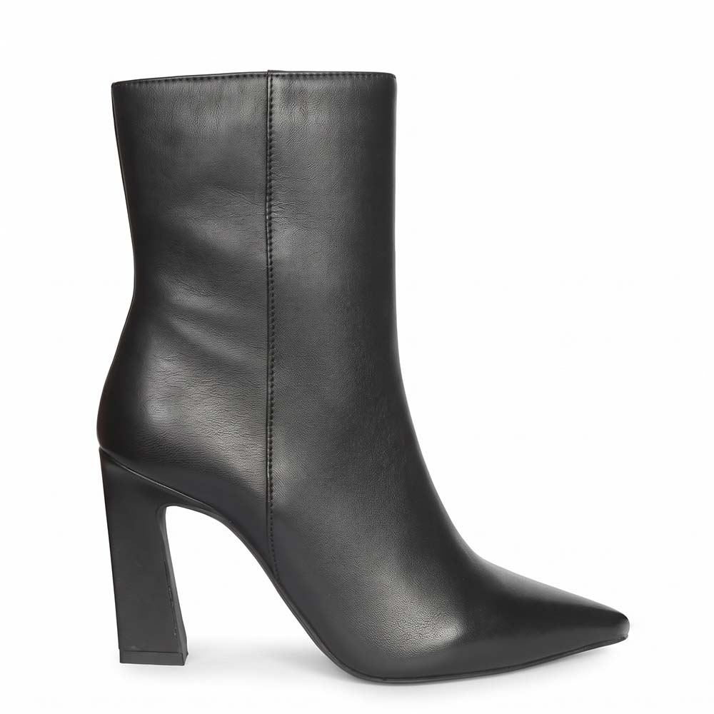 Saint Romane Black Leather Flared Block Heel Ankle Boots