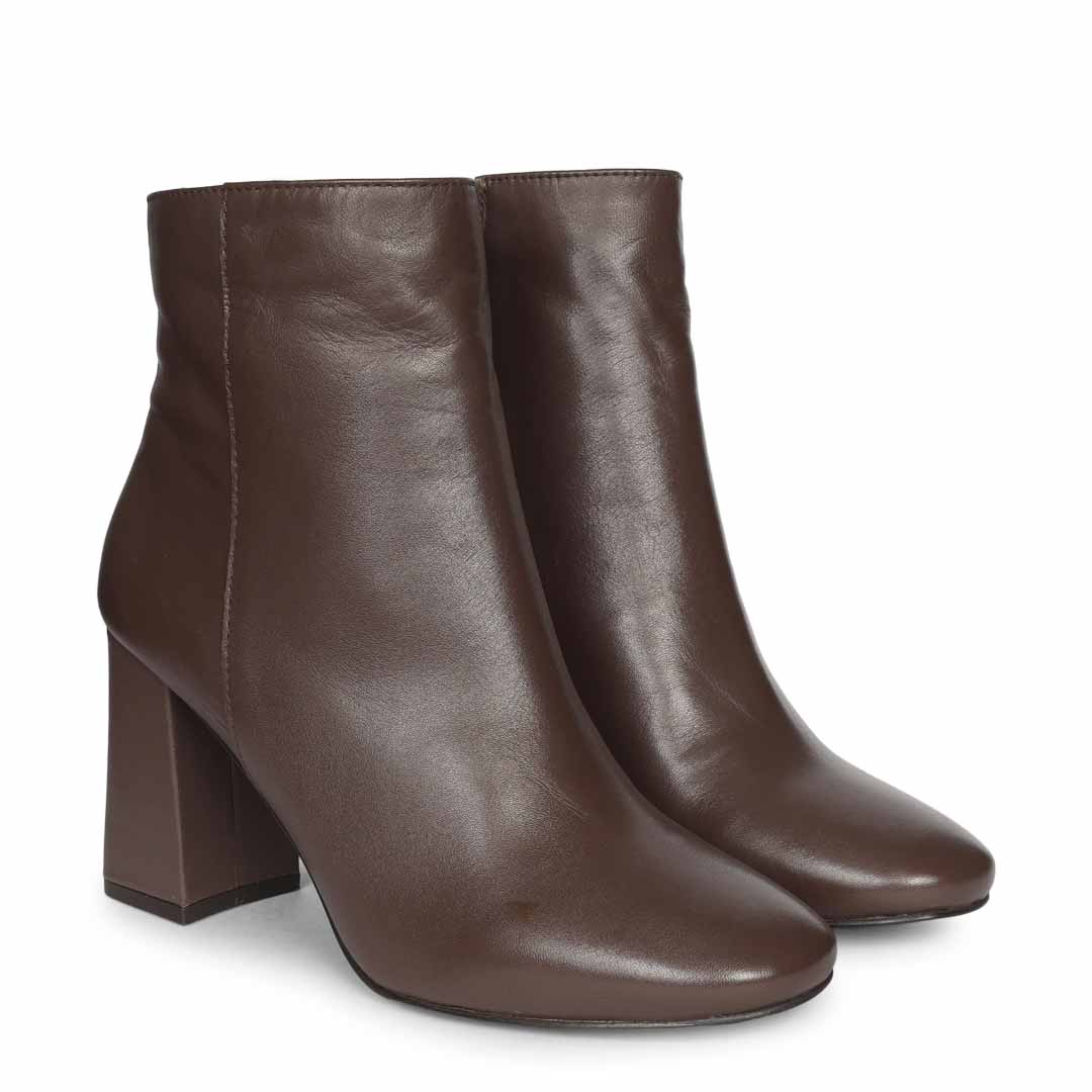 Saint Alexa Brown Leather Ankle Boots