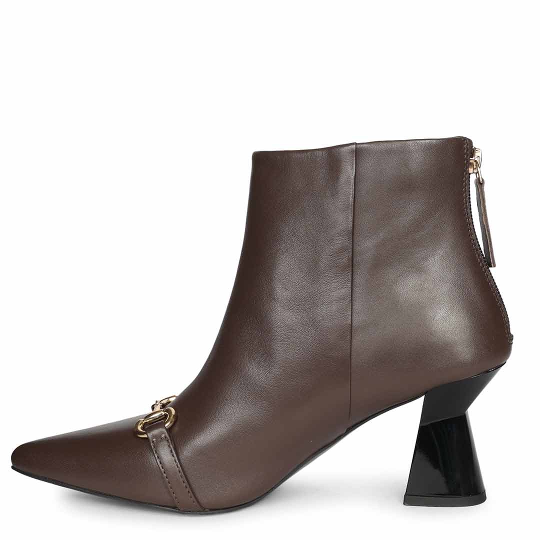 Saint Ashley Brown Leather Gold Horsebit Décor Back Zip Boots