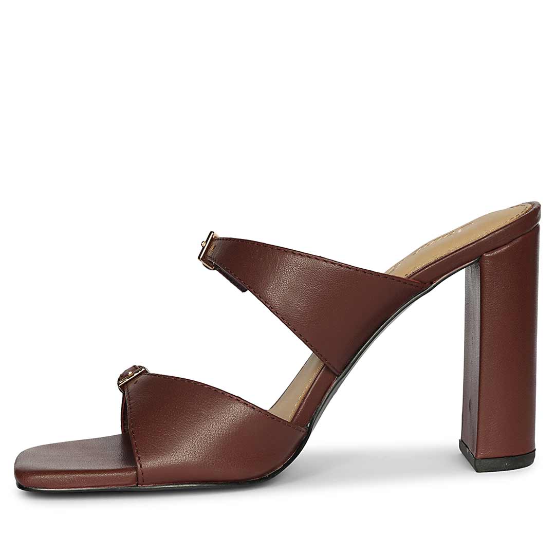 Saint Mallory Buckle Port Royale Leather Heels