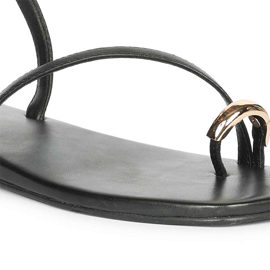 Elegant black leather sandals