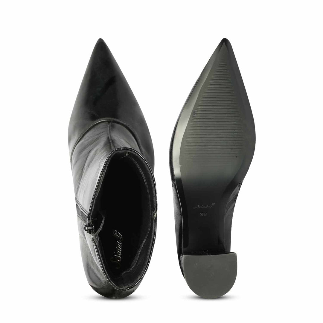 Saint Maura Black Crinkle Patent Leather High Ankle Boots