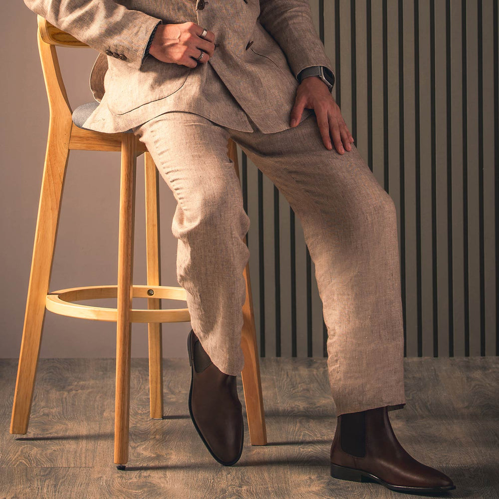 Saint Arlo mens chelsea boots brown leather – lifestyle shot