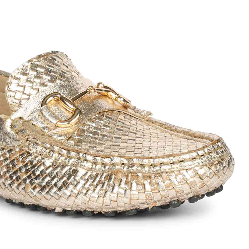 Close-up of gold horsebit buckle on Saint Aurora handwoven leather loafers UK