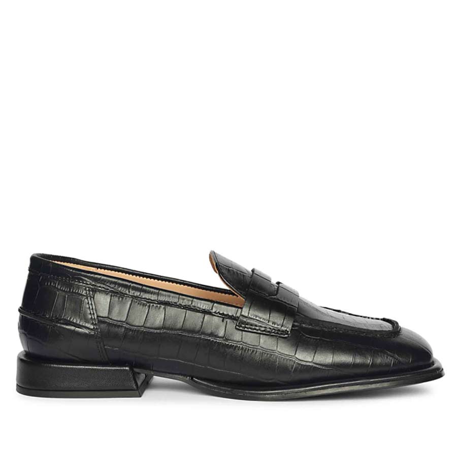 Best croco embossed black leather loafers for women UK, Saint Carla side view