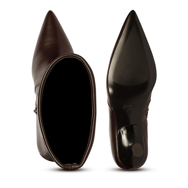 Saint Emilia brown kitten heel boots, interior and sole view