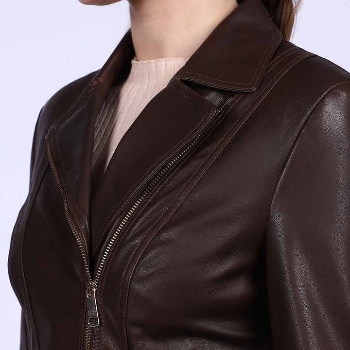 Close-up of notched collar and zip on Saint Ginevra brown leather jacket UK