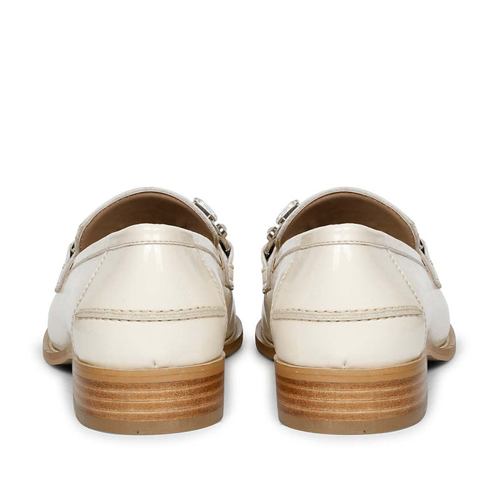 Best Ladies Off-White Leather moccasinss, Back Heel View — Women's Shoes UK