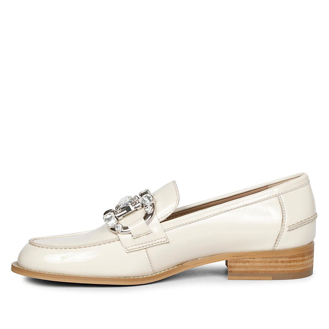 Best Ladies Off-White Leather moccasins, Full Side Profile — Women's Shoes UK