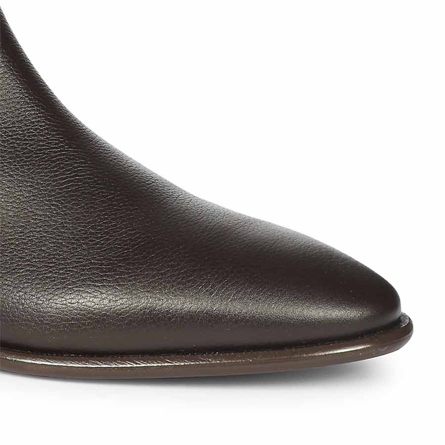 Saint Lucien men's leather chelsea boots uk – closeup detail