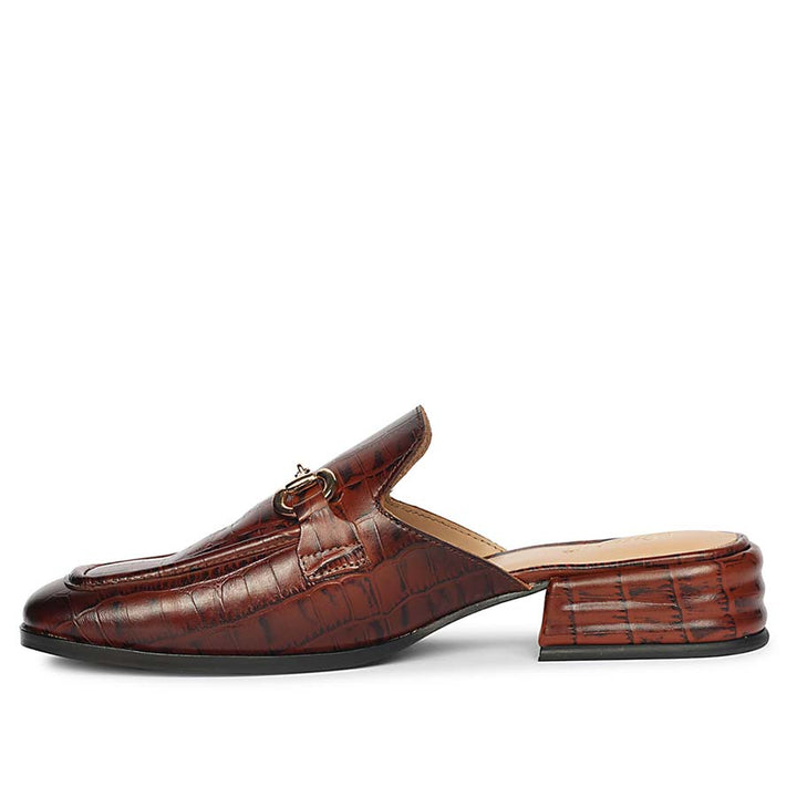 Women's croc-embossed chocolate leather horsebit moccasins, ladies close-up detail – best UK