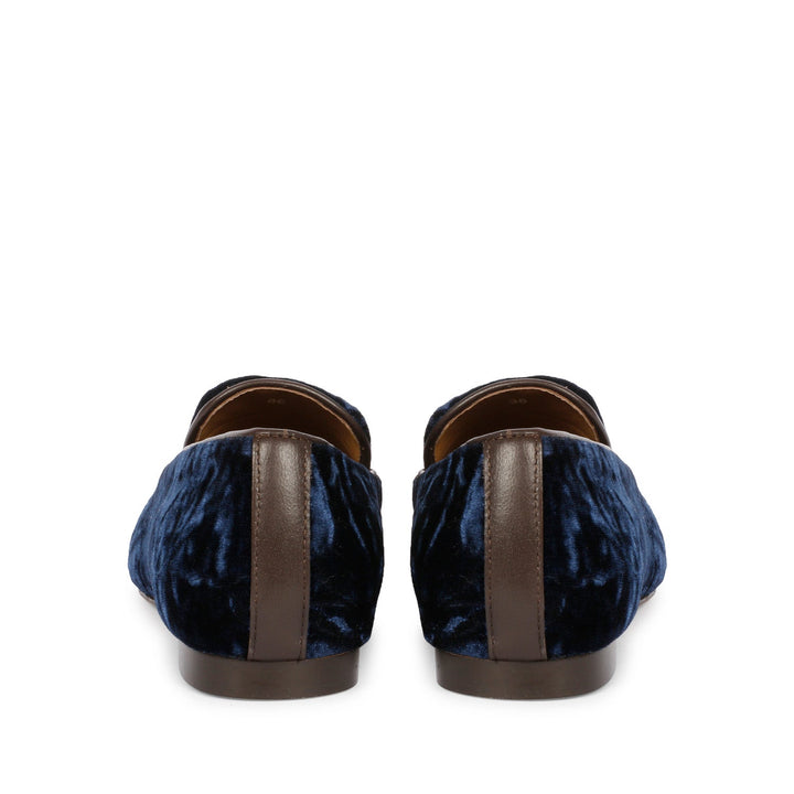 Best women's navy blue crushed velvet tassel loafer moccasins – ladies heel and back view, UK