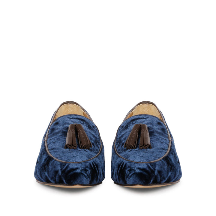 Women's navy blue crushed velvet tassel loafer moccasins, ladies toe front view – best UK