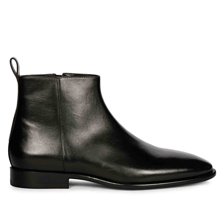 Best Men's Black Leather Chelsea Boots - Side View, Handcrafted UK