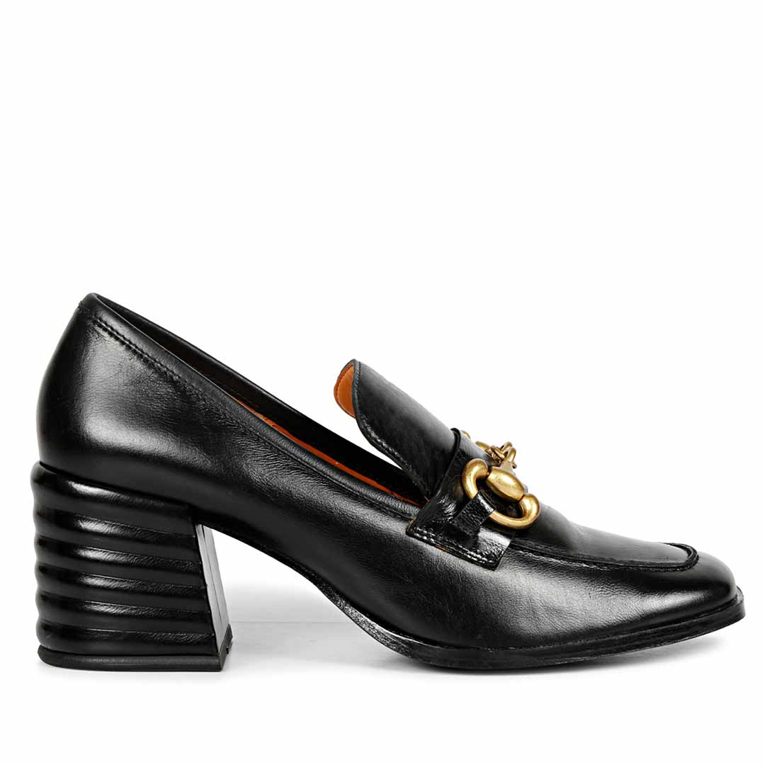 Best Saint Valentina black leather block-heel Moccasins, side profile view with gold horsebit — Women's shoes UK