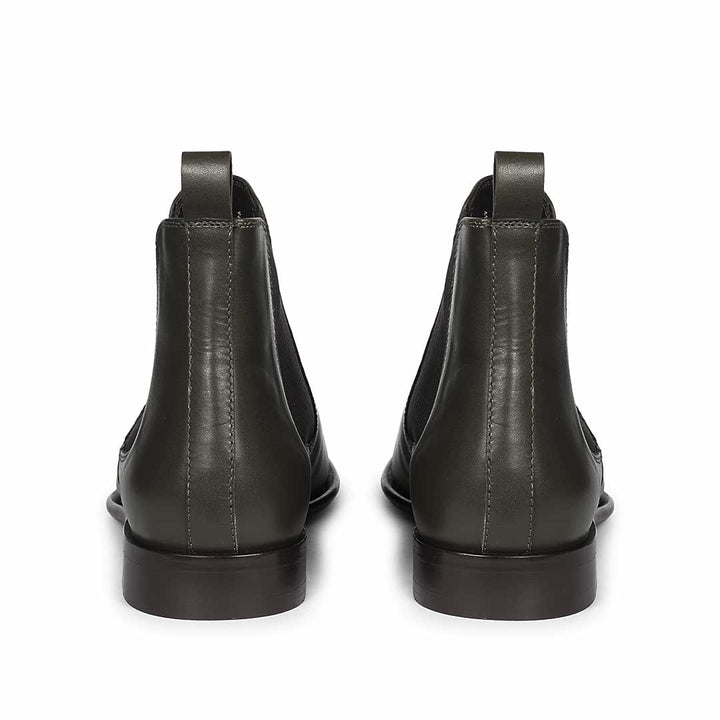 Saint Vittorio mens chelsea boots olive crust leather – back view