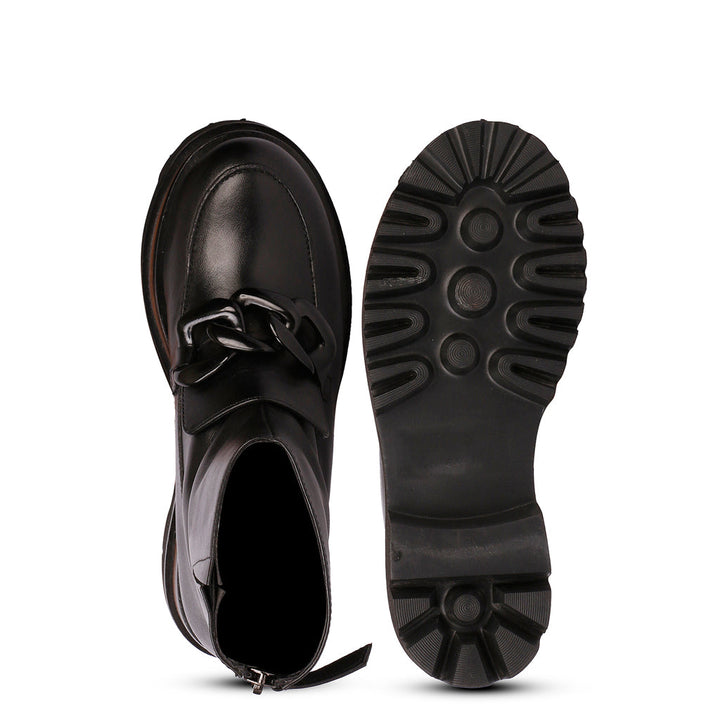 Saint Ryanne Chain Link Décor Black Leather Ankle Boots